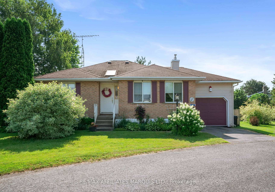 6287-graham-court-south-glengarry-ontario-x13580254