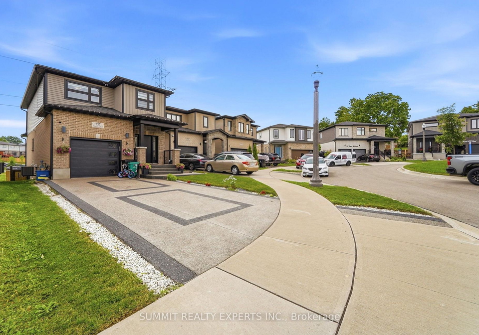 935-chapel-hill-court-kitchener-ontario-x13580430