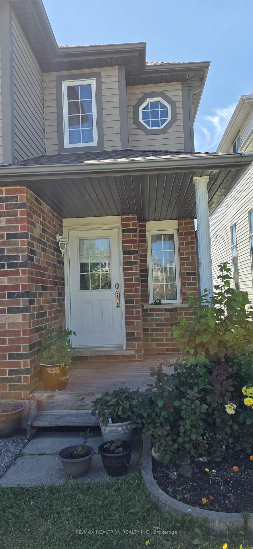 123-west-meadow-drive-kitchener-ontario-x13580576