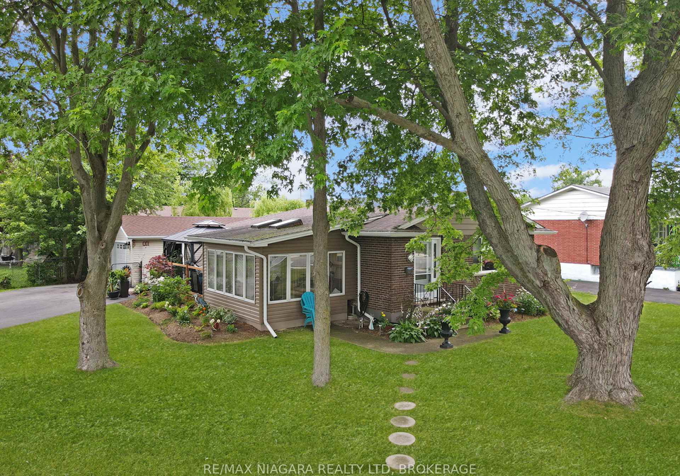 11-king-street-fort-erie-ontario-x13580658