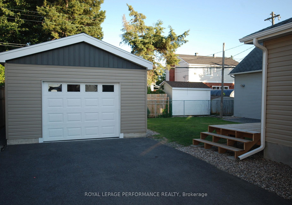 1482-laperriere-avenue-ottawa-ontario-x13580922
