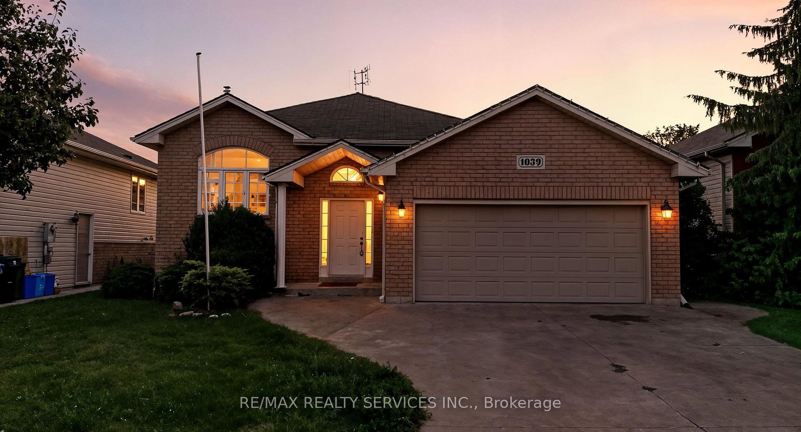 1039-clover-avenue-windsor-ontario-x13580968
