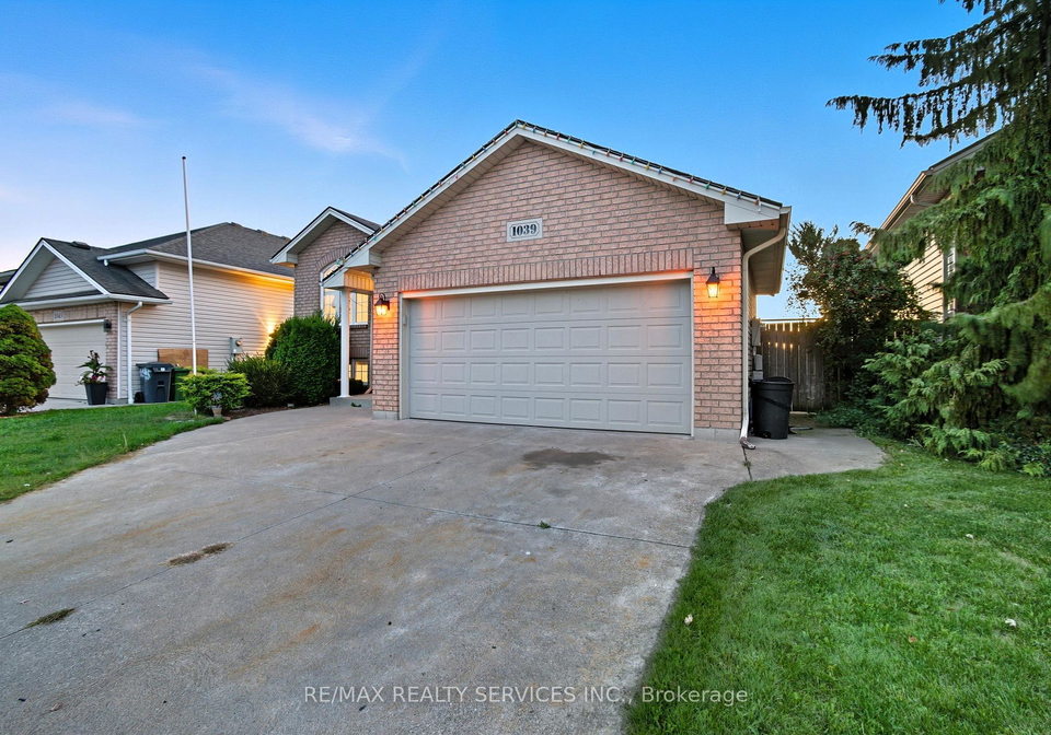 1039-clover-avenue-windsor-ontario-x13580968