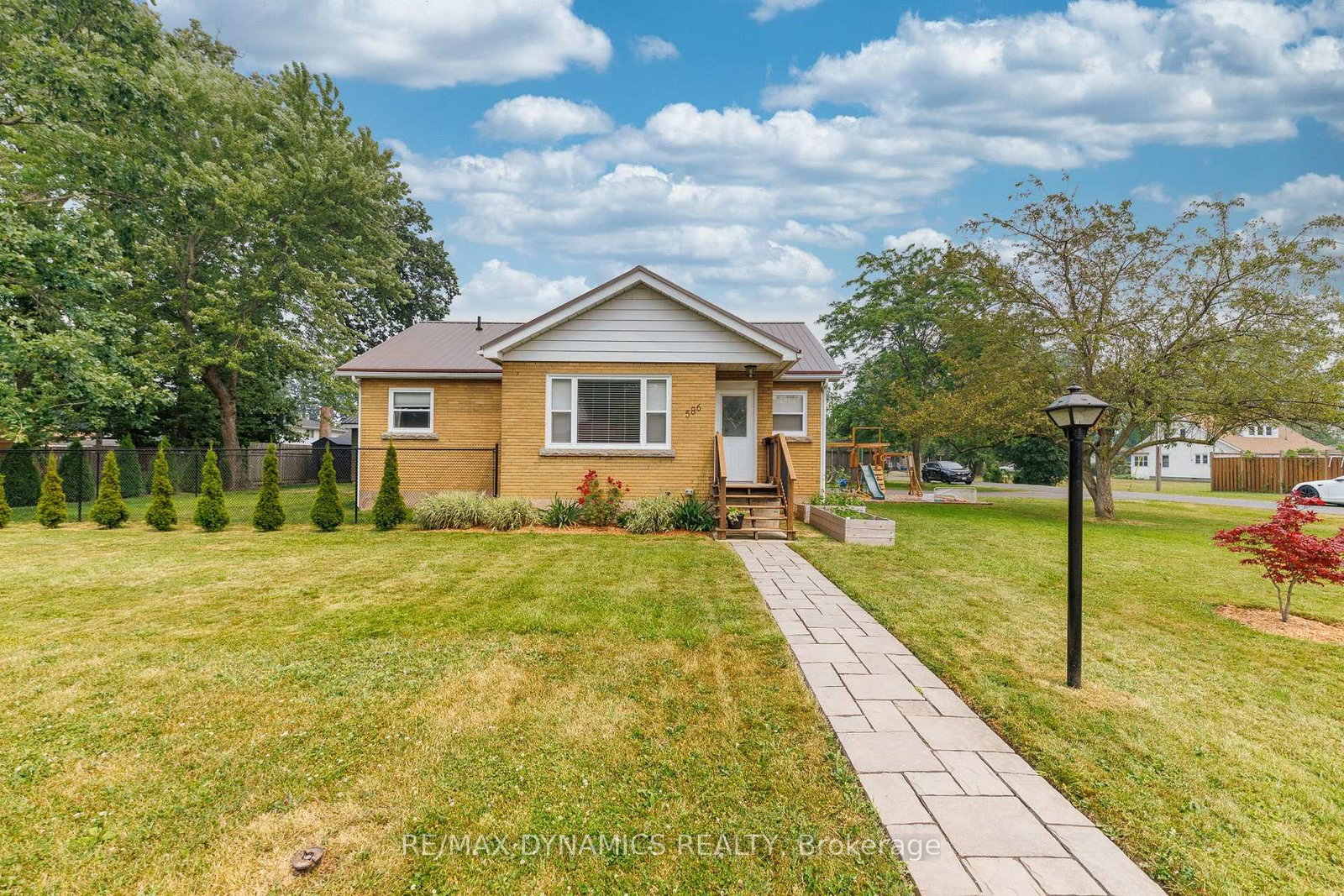 586-lakeside-road-fort-erie-ontario-x13581006