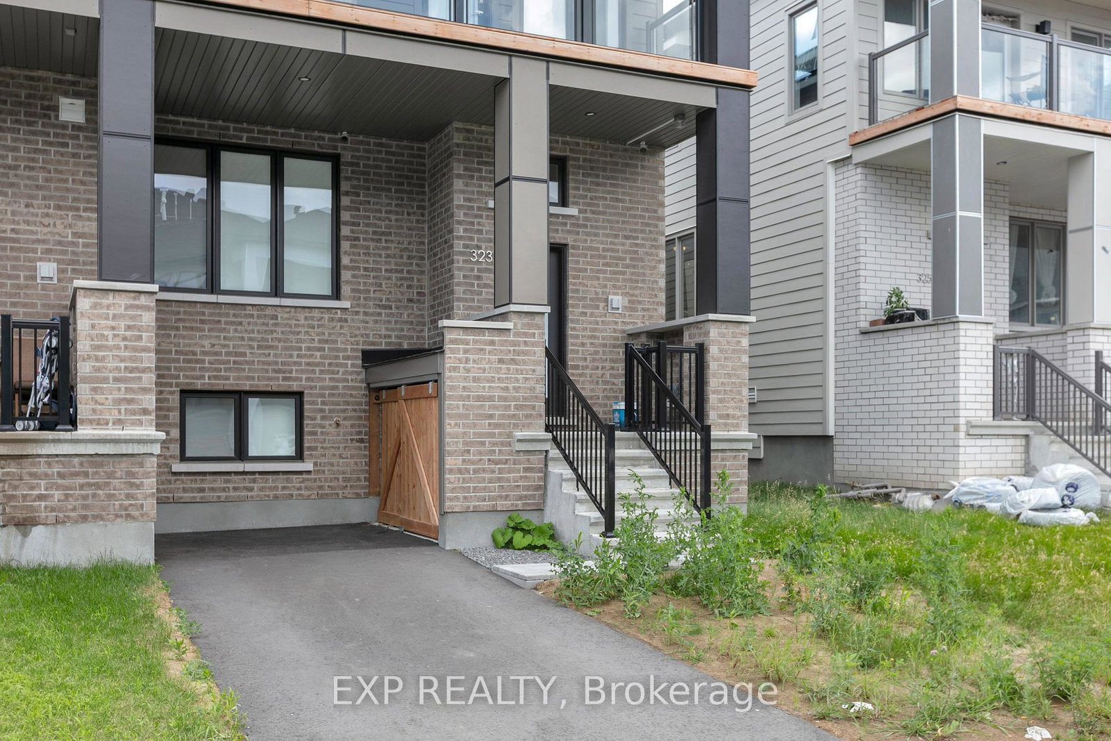 323-catsfoot-walk-ottawa-ontario-x13581050