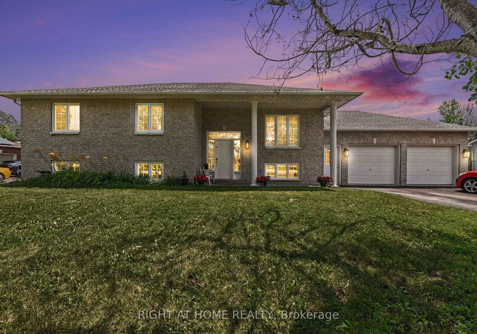 1588-scottanne-street-ottawa-ontario-x13581254