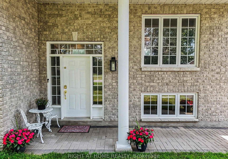 1588-scottanne-street-ottawa-ontario-x13581254