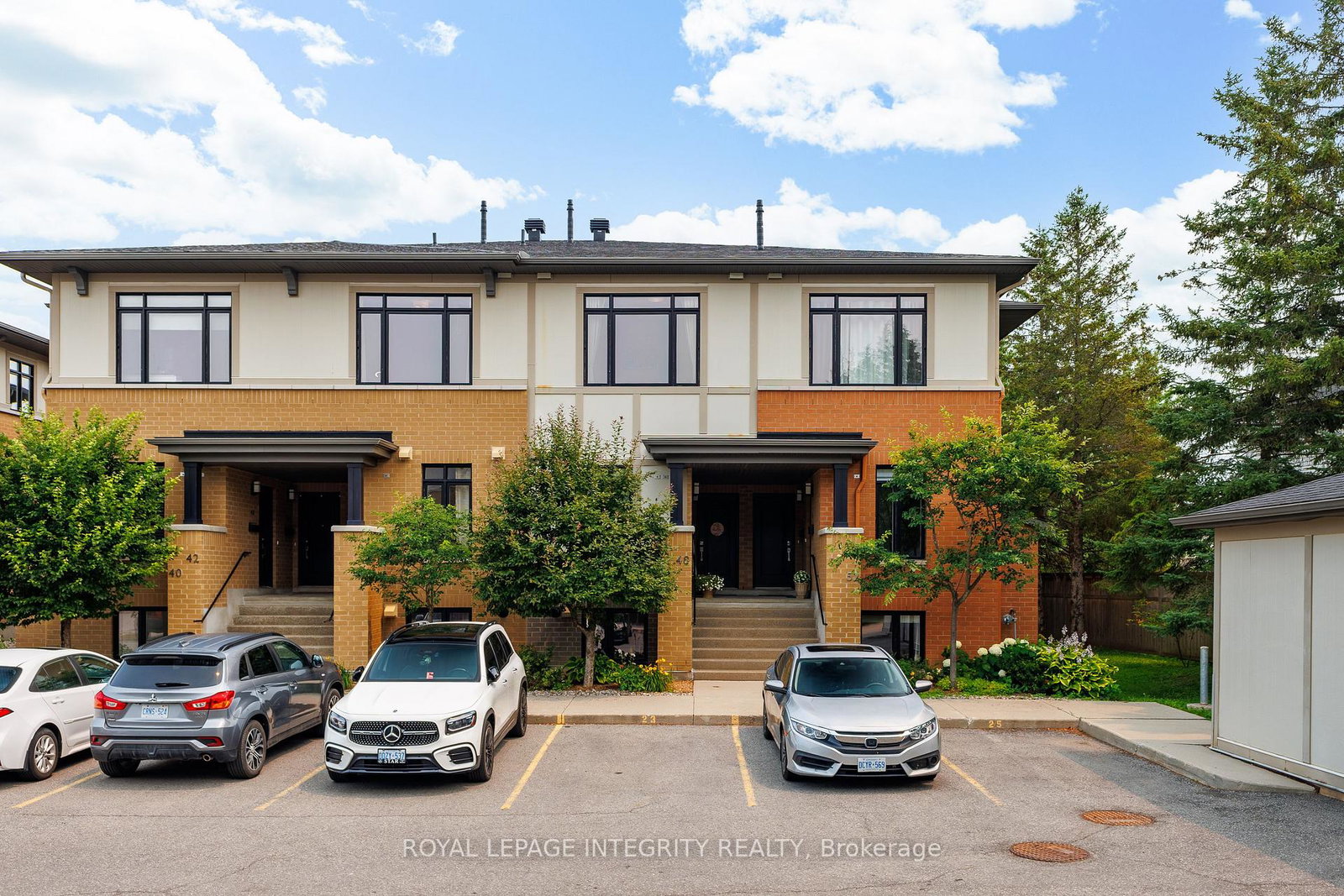 48-bergeron-private-w-ottawa-ontario-x13581272