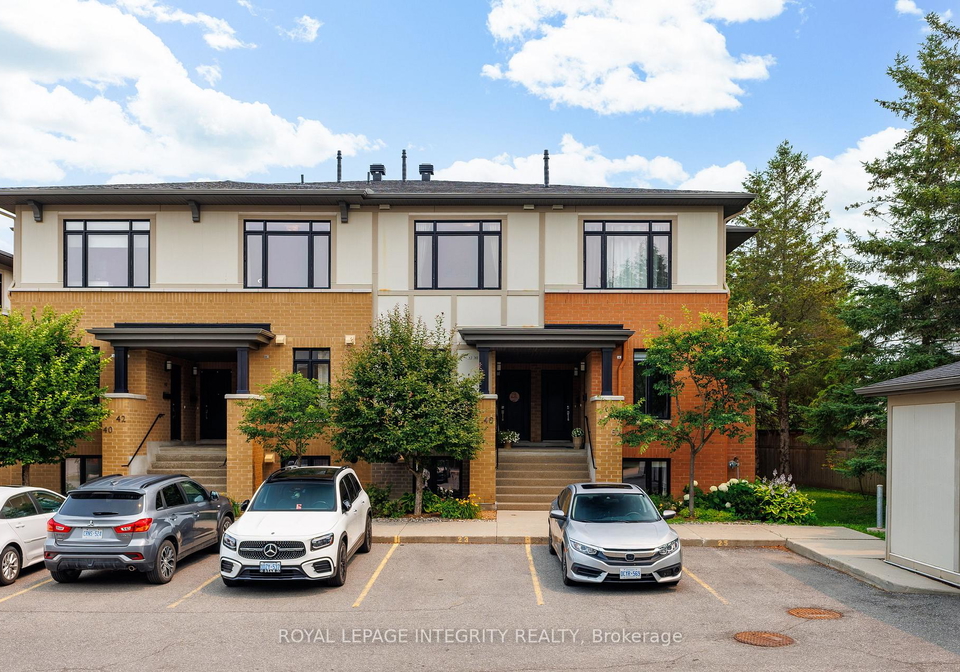48-bergeron-private-w-ottawa-ontario-x13581272