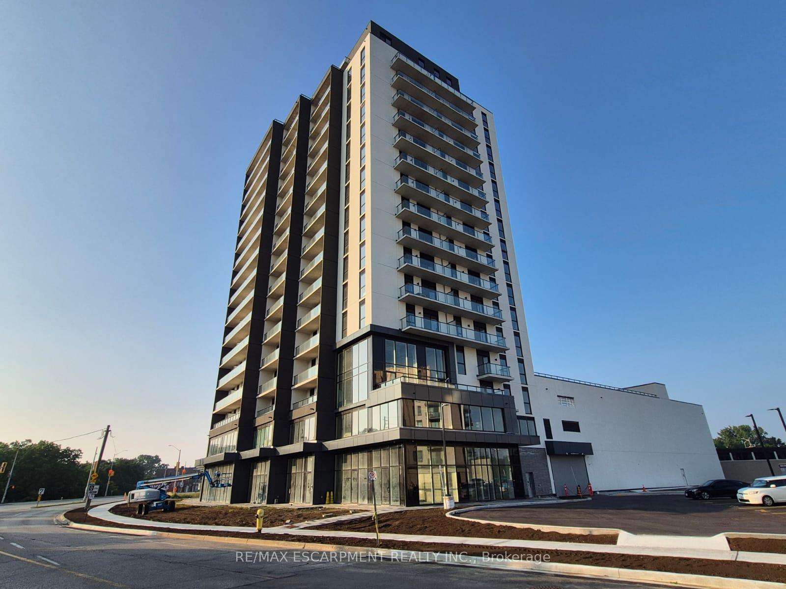 33-erie-avenue-brantford-ontario-x13581684