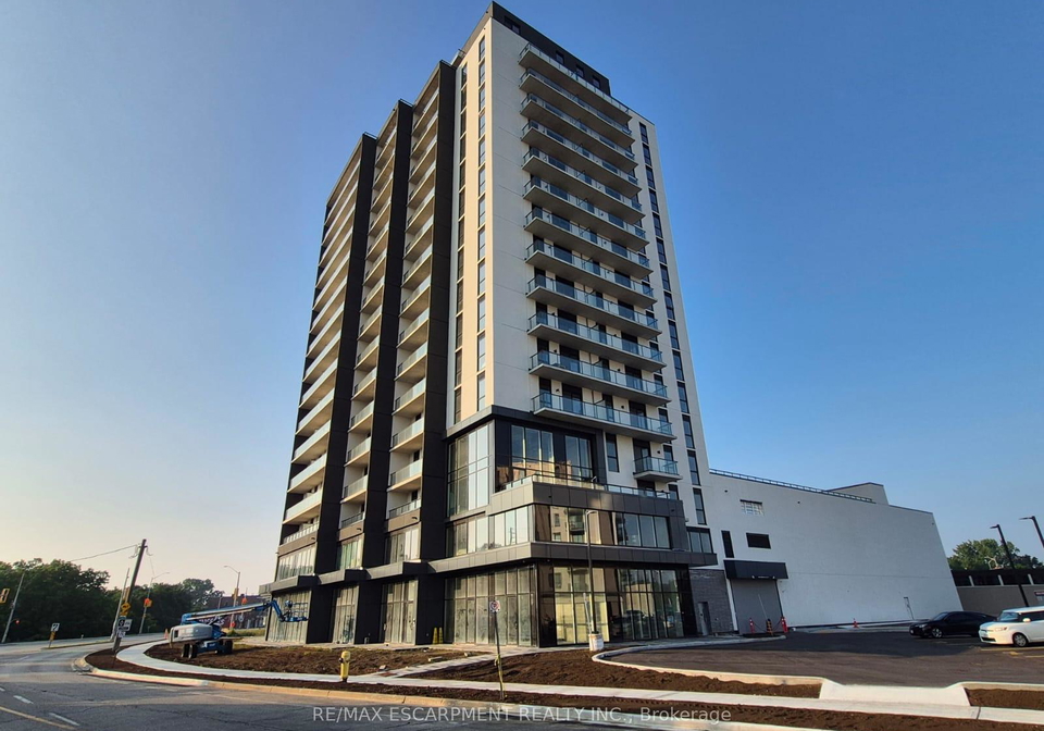 33-erie-avenue-brantford-ontario-x13581684