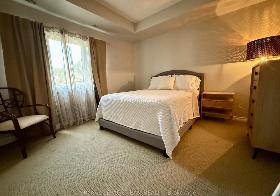 139-oldfield-street-ottawa-ontario-x13582062