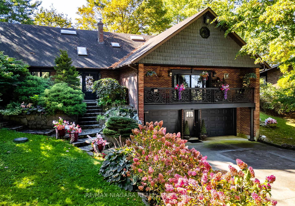 735-lakeshore-road-e-port-colborne-ontario-x13582184