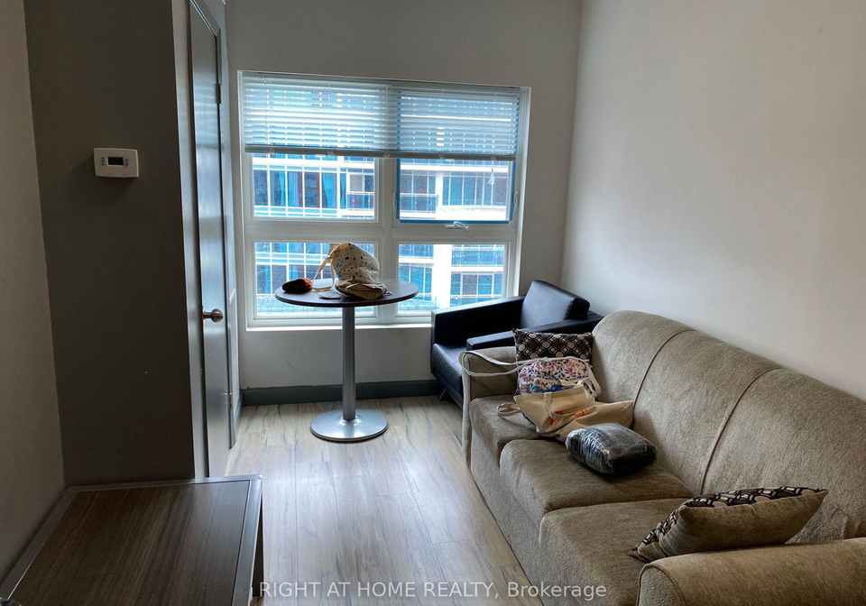 258b-sunview-street-waterloo-ontario-x13582266