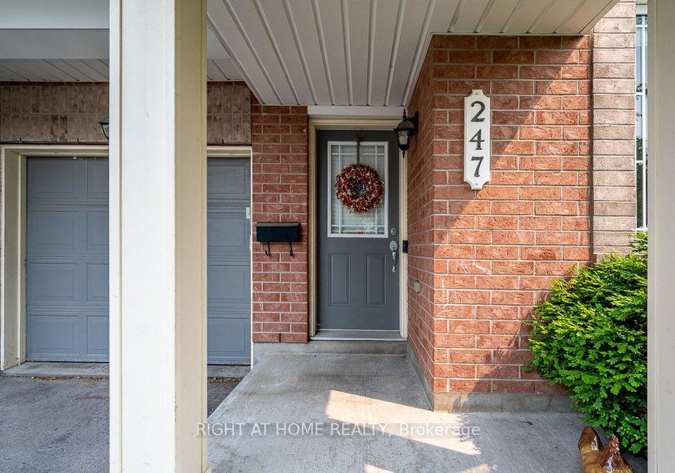 247-felicia-crescent-ottawa-ontario-x13582276