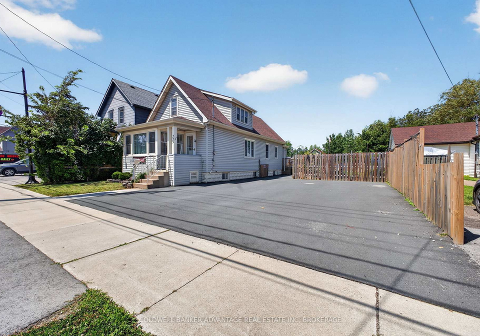 229-broadway-avenue-welland-ontario-x13582430