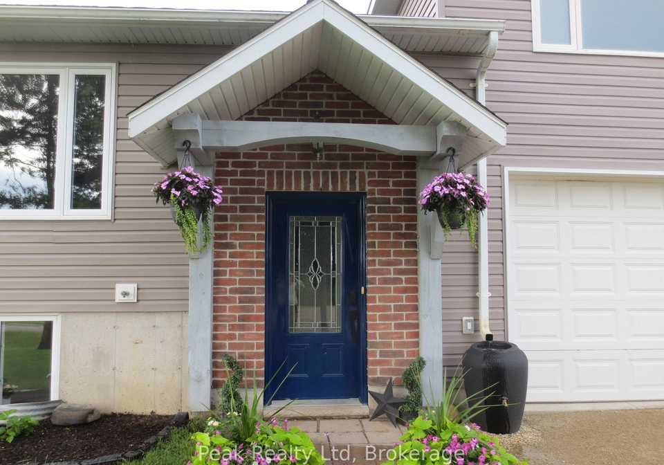 5773-highway-23-highway-minto-ontario-x13582474
