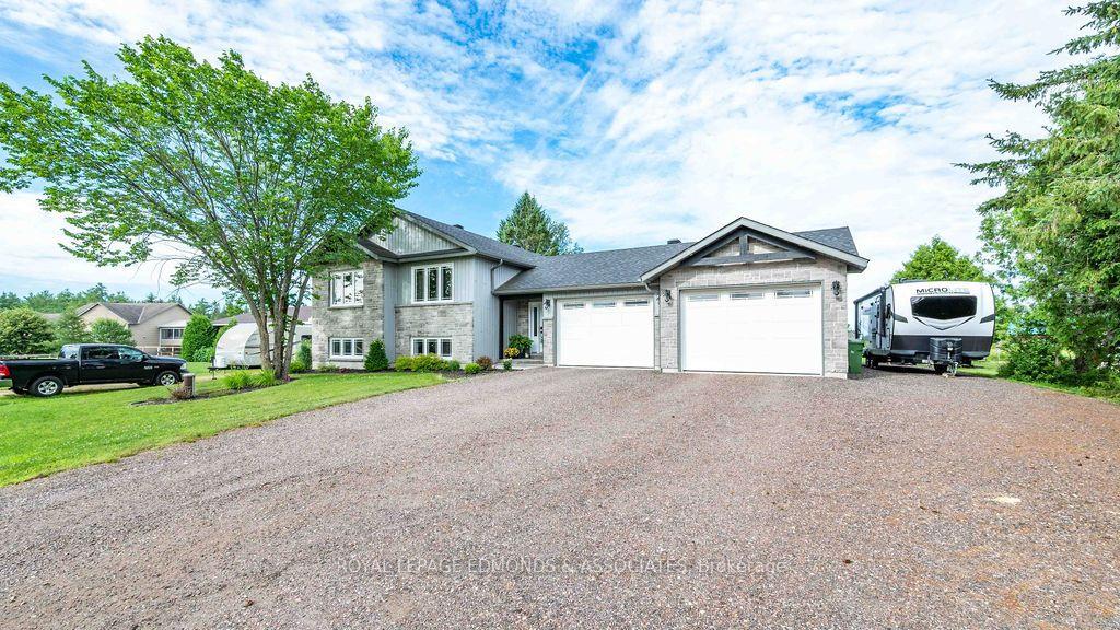 28-carol-street-laurentian-valley-ontario-x13582606