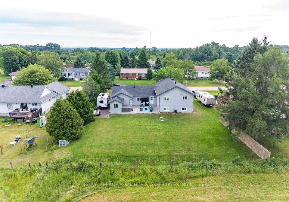 28-carol-street-laurentian-valley-ontario-x13582606
