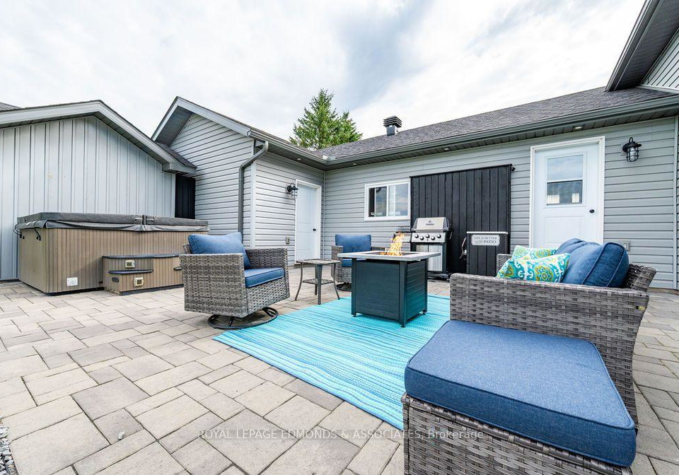 28-carol-street-laurentian-valley-ontario-x13582606