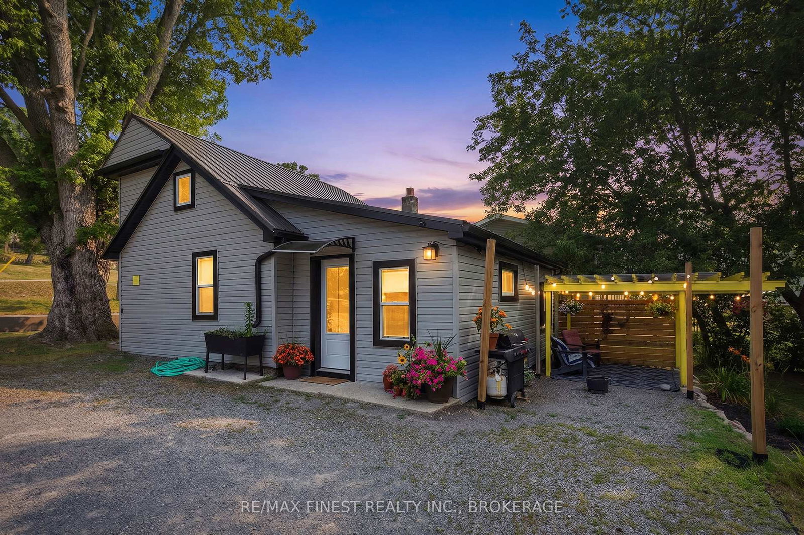 414-dundas-street-deseronto-ontario-x13582740