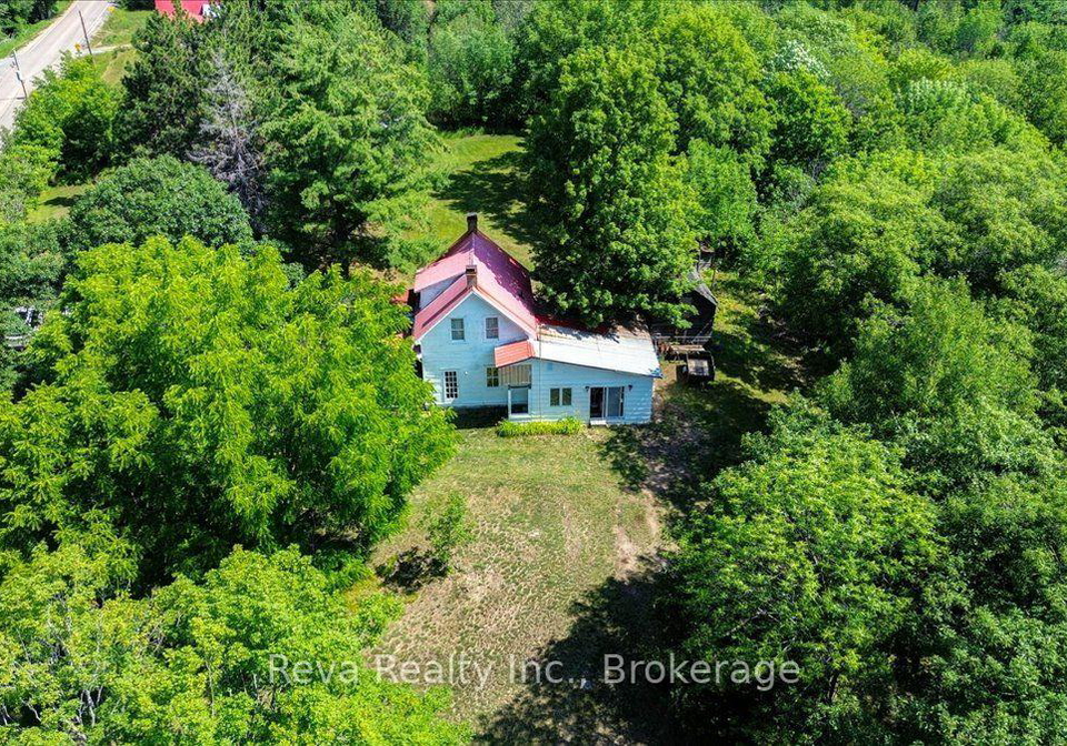 3332-matawatchan-road-greater-madawaska-ontario-x13582820