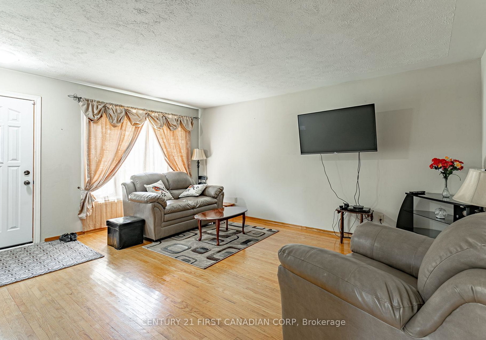 8-antrim-crescent-london-south-ontario-x13582908