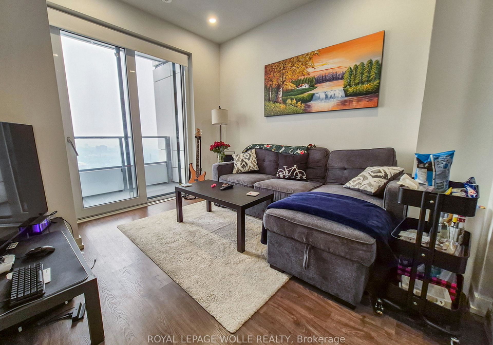 15-wellington-street-s-kitchener-ontario-x13582966