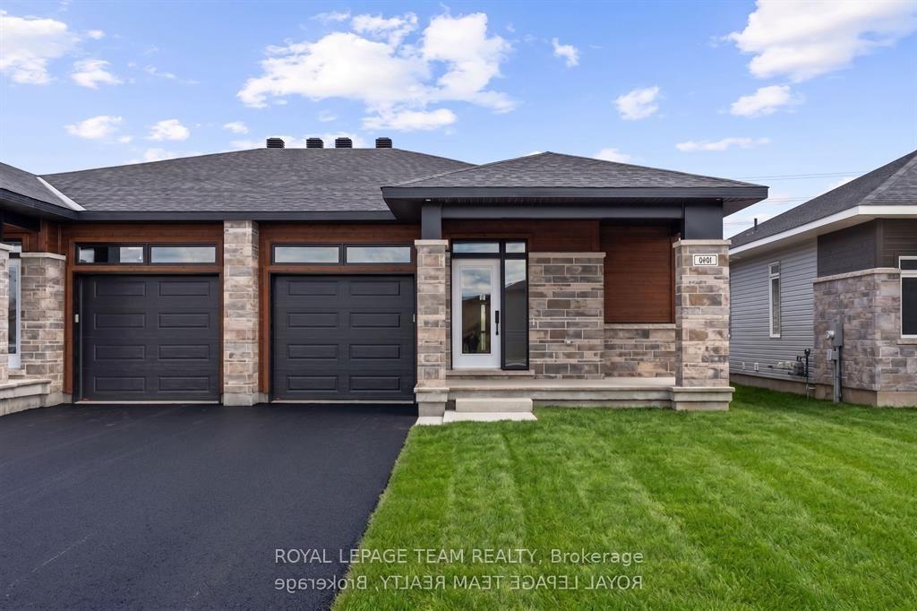 1094-moore-street-brockville-ontario-x13583128