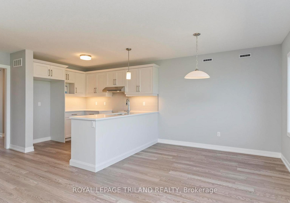 45-harrow-lane-st-thomas-ontario-x13583214