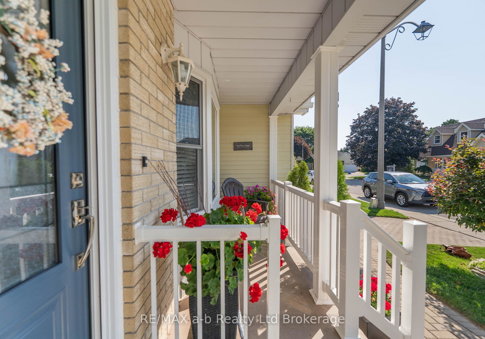 57-edwin-crescent-tillsonburg-ontario-x13583270
