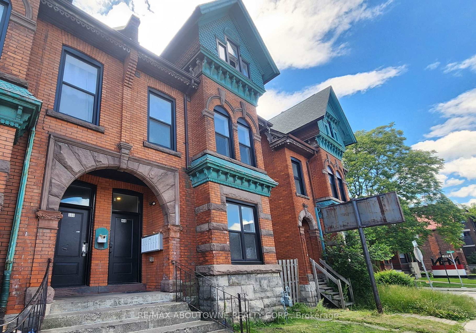 498-main-street-e-hamilton-ontario-x13583628