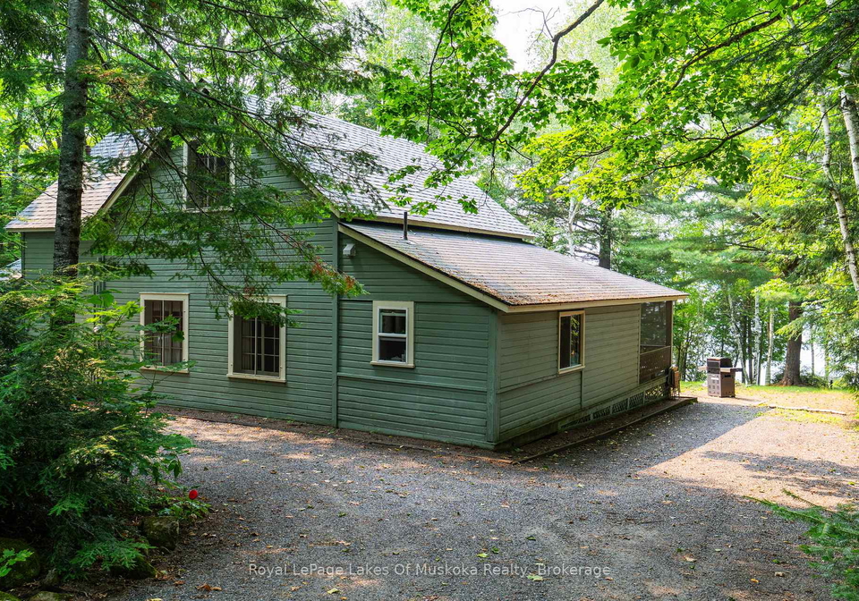 1507-old-hwy-117-road-lake-of-bays-ontario-x13583744