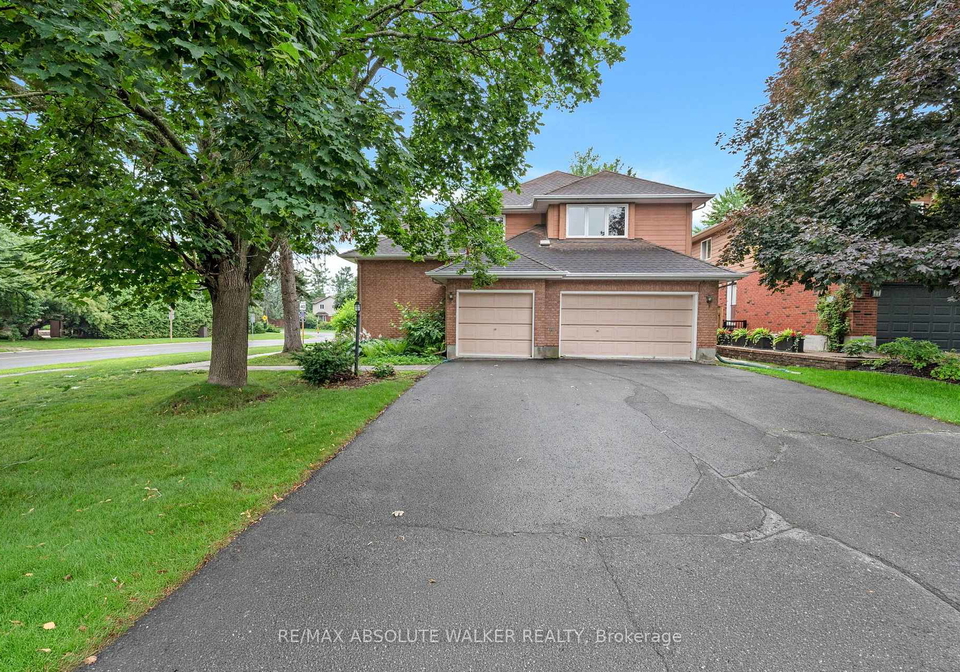 268-pine-hill-drive-kanata-ontario-x13583910