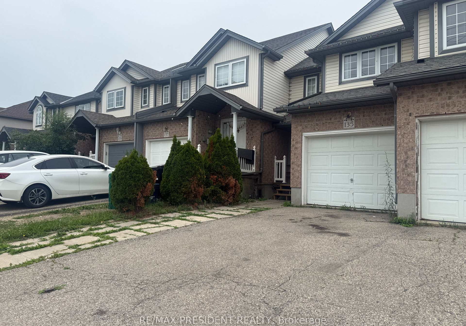 135-activa-avenue-kitchener-ontario-x13583972