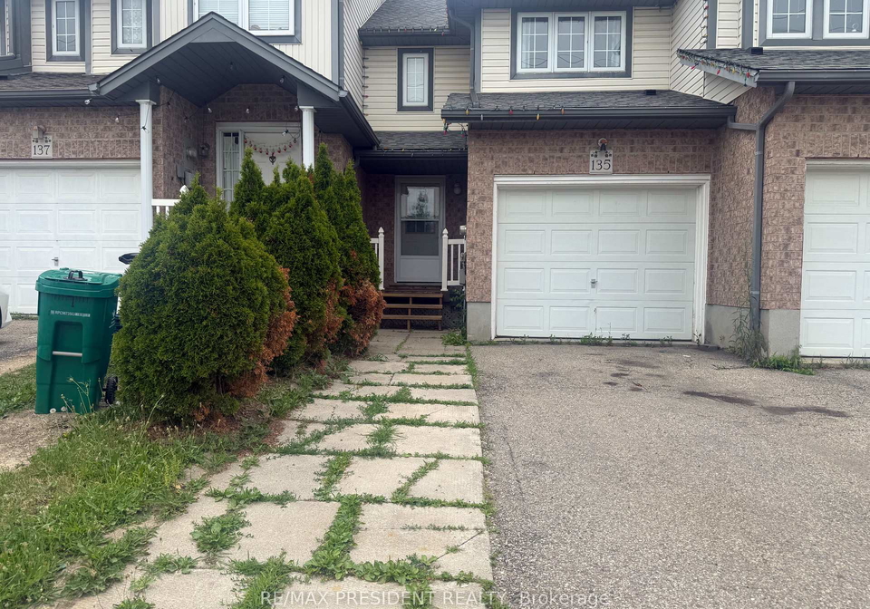 135-activa-avenue-kitchener-ontario-x13583972