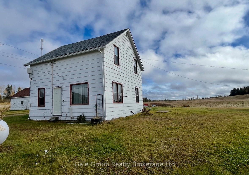 2541-highway-105-highway-kenora-ontario-x13584268