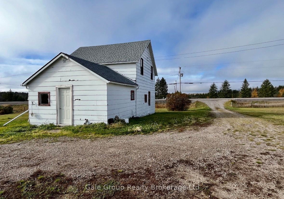 2541-highway-105-highway-kenora-ontario-x13584268