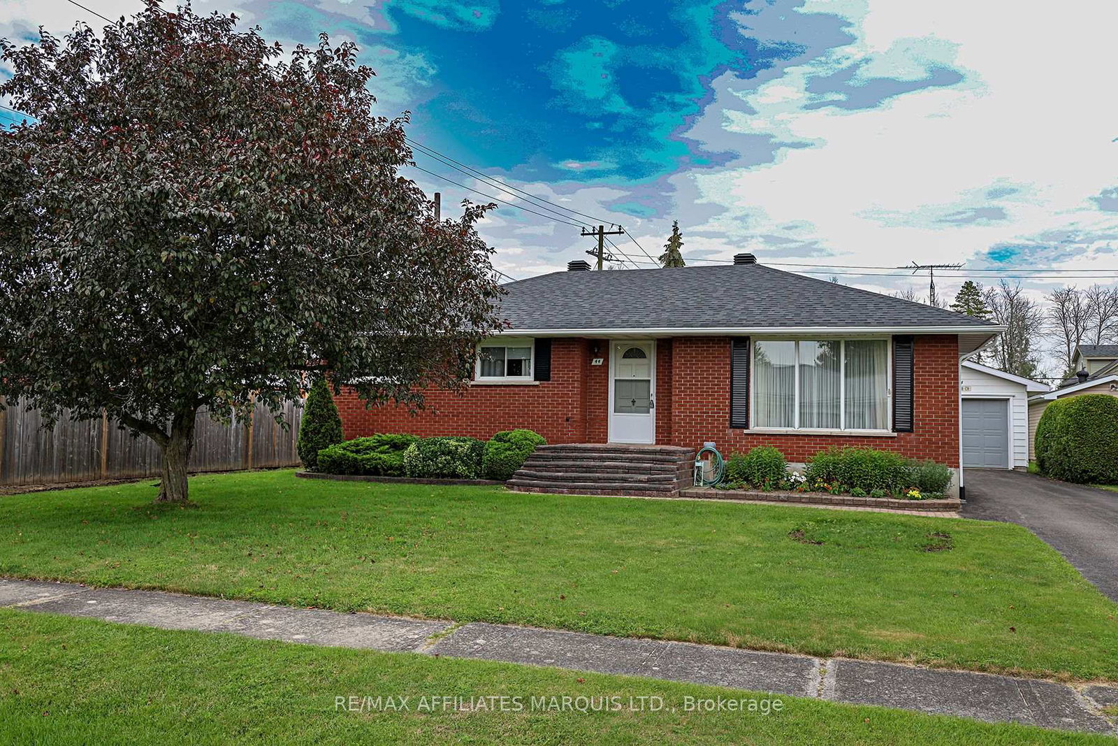 44-broder-crescent-south-dundas-ontario-x13584284