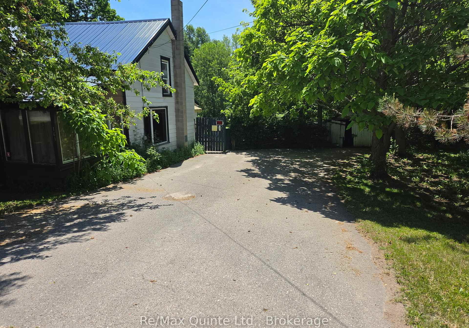 163-main-street-prince-edward-county-ontario-x13584396