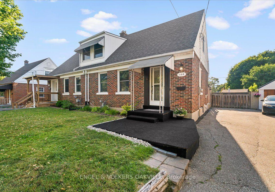108-lorne-crescent-kitchener-ontario-x13584490