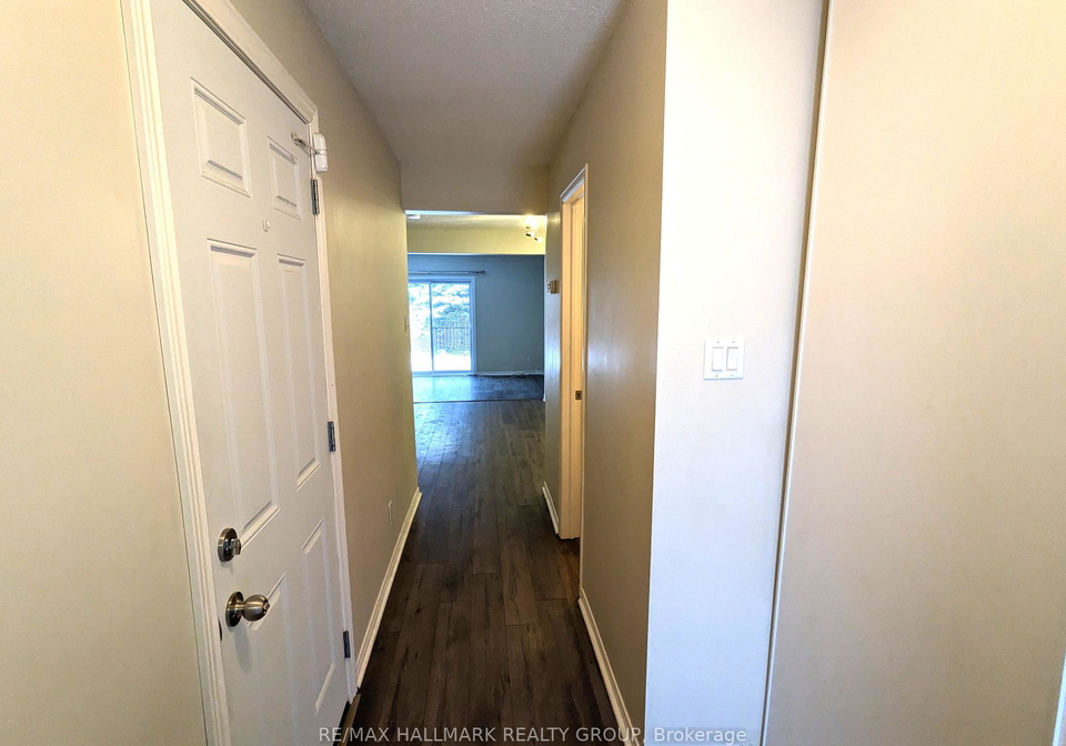 6464-colony-square-ottawa-ontario-x13584516