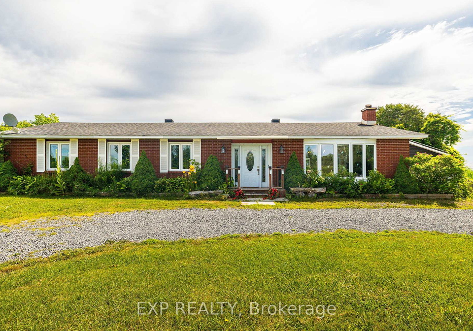7389-boundary-road-russell-ontario-x13584676