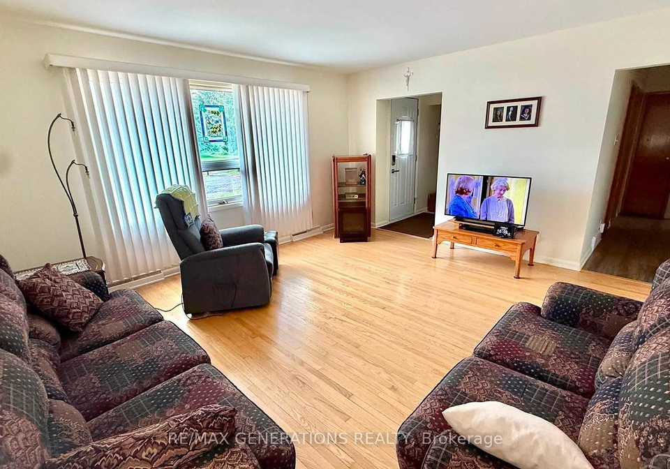 906-home-avenue-thunder-bay-ontario-x13584700