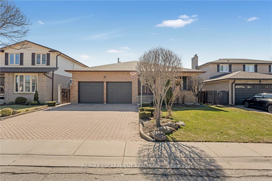 36-skylark-drive-hamilton-ontario-x13584720