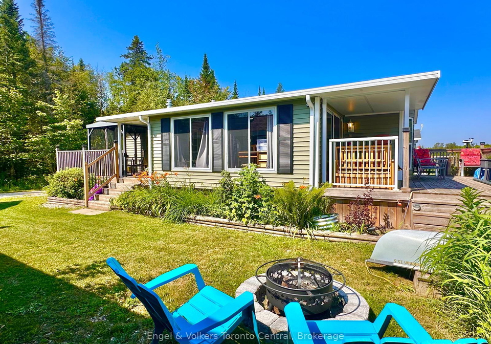7489-sideroad-5-e-wellington-north-ontario-x13584862