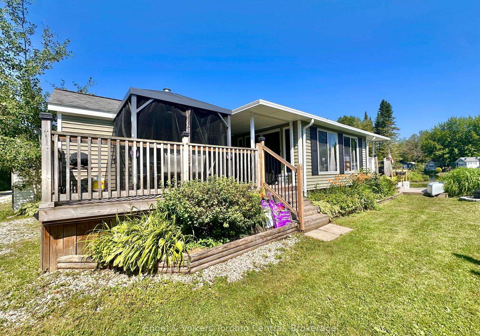 7489-sideroad-5-e-wellington-north-ontario-x13584862