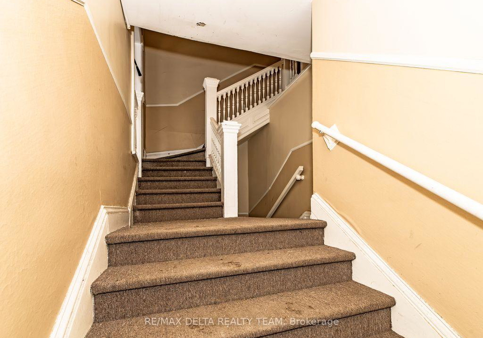 290-292-daly-avenue-ottawa-ontario-x13584870