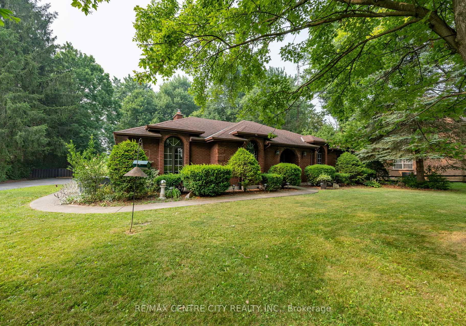 42067-ferguson-line-central-elgin-ontario-x13584930