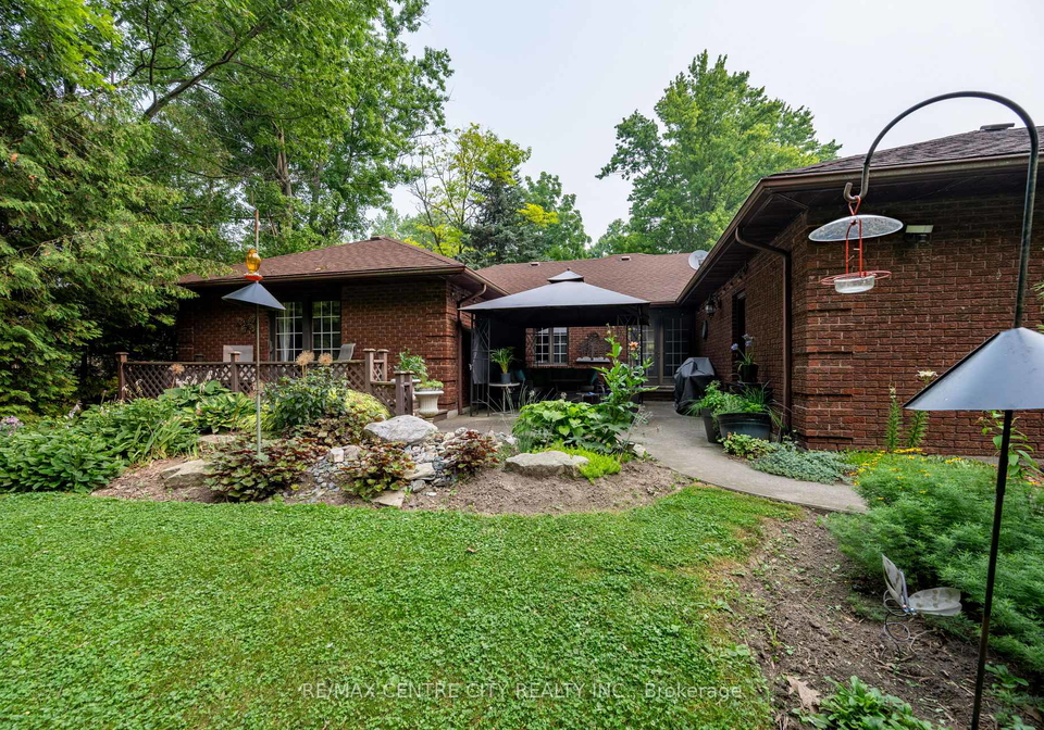 42067-ferguson-line-central-elgin-ontario-x13584930